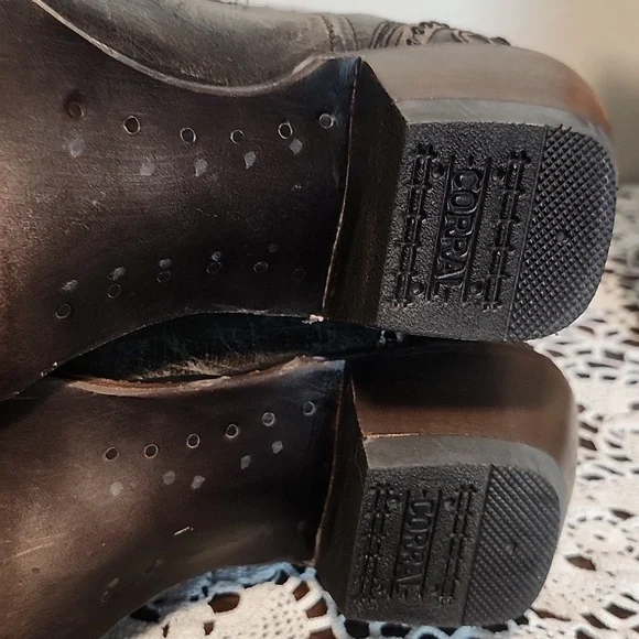 Corral Womens Black/Gray Boots Size 9 Dusky Floral Overlay Crystals & Studs - Picture 15 of 17